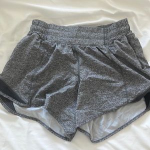lululemon shorts size 4